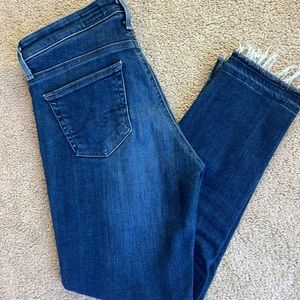 👖AG cropped frayed jeans - size 25p